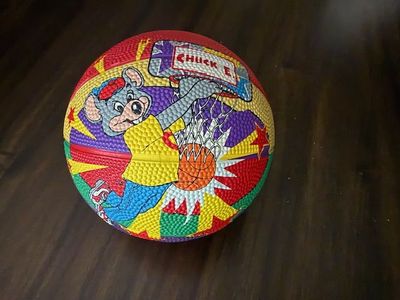 Chuck E Cheese Mini Basketball Limited Edition Promotional Ball Arcade Souvenir
