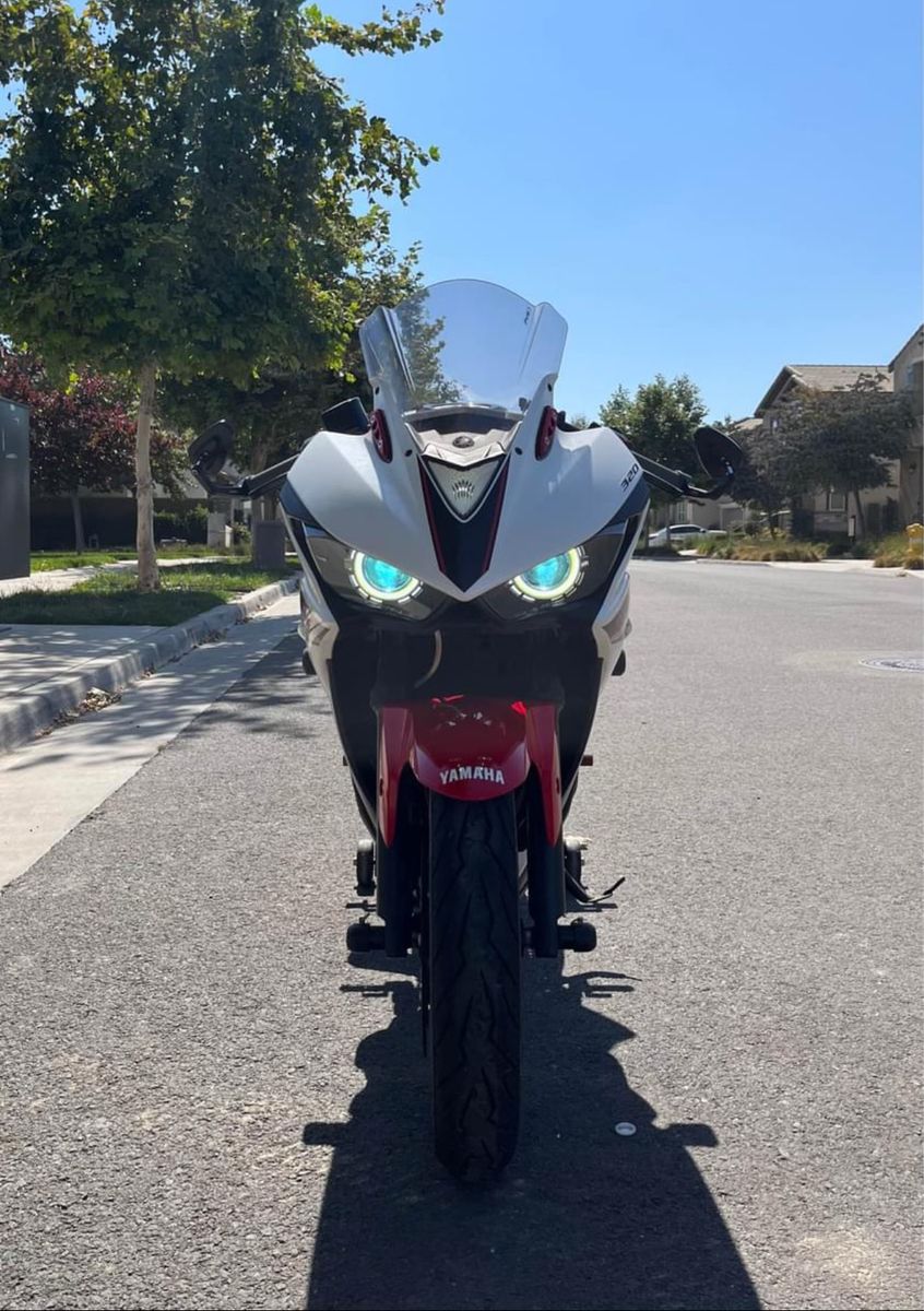 2016 Yamaha R3