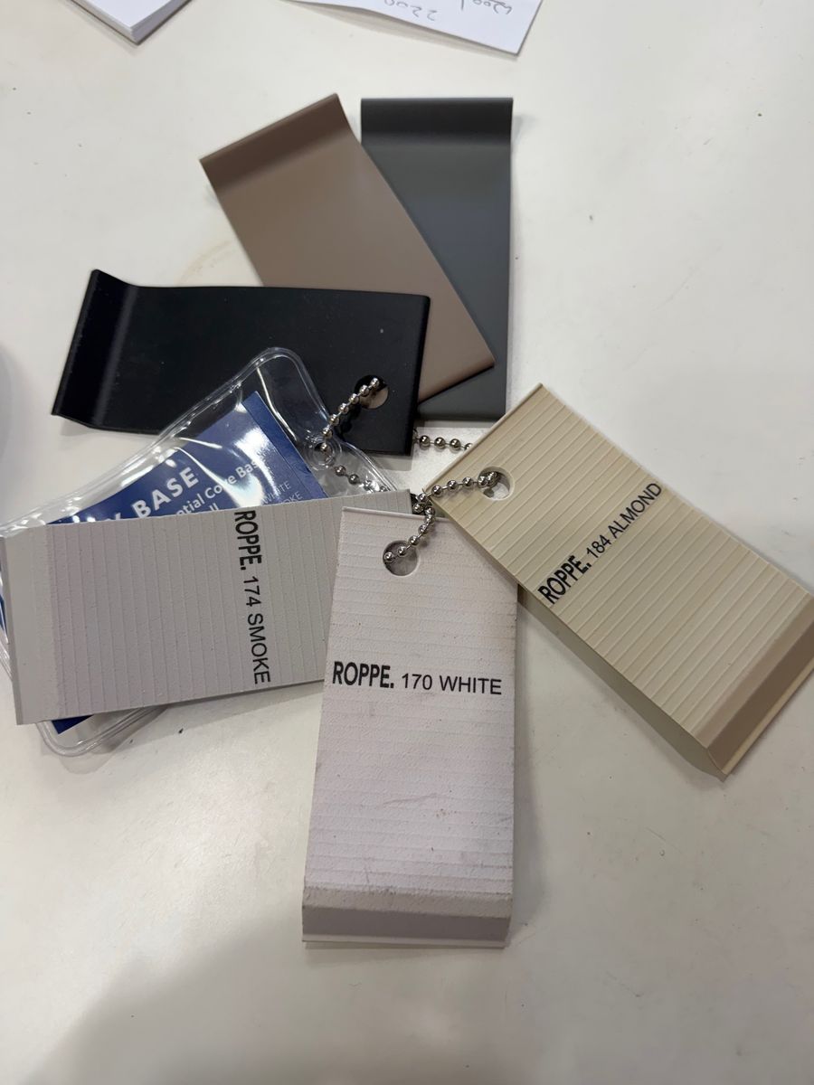 4" Rubber Wall Cove Base 120FT/Coil