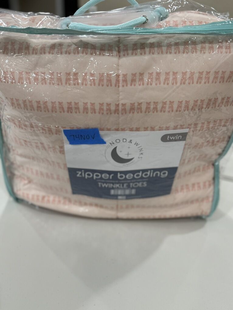 Beddys TWIN Twinkle Toes Nod Winks