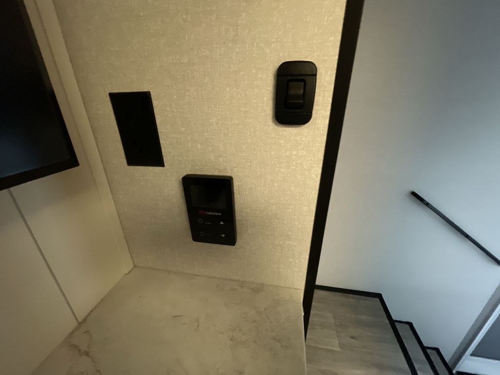 Main image 43