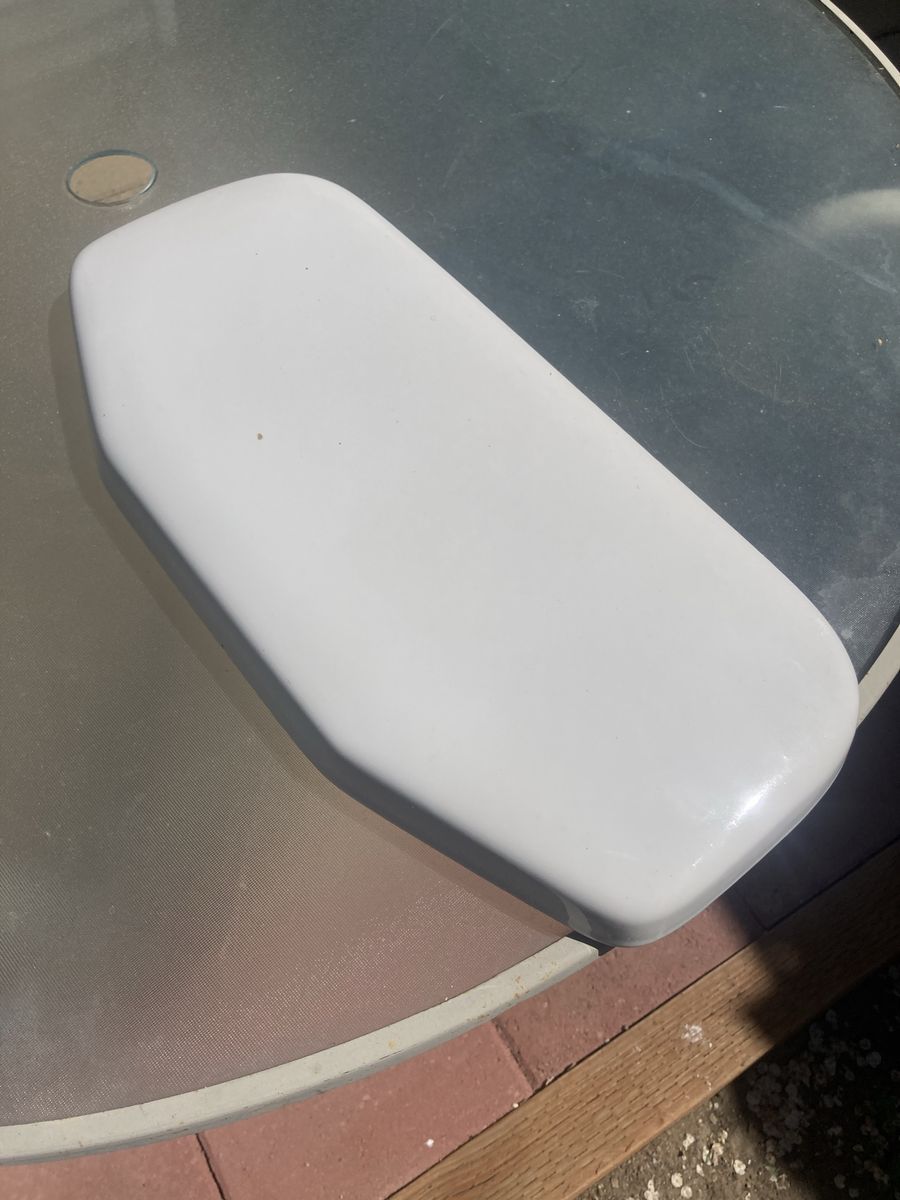 Porcelain toilet tank lid