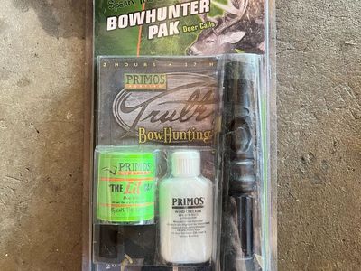 Primos Bowhunter Pak Deer Calls: The Lil' Can Doe Bleats & Wind Checker