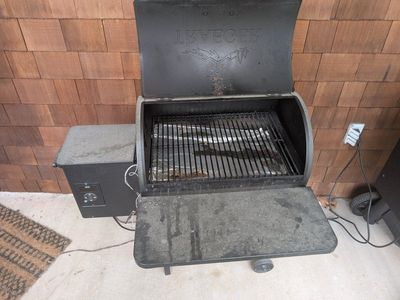 Traeger Tailgater