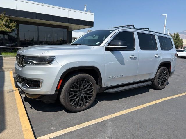 2023 Jeep Wagoneer Base