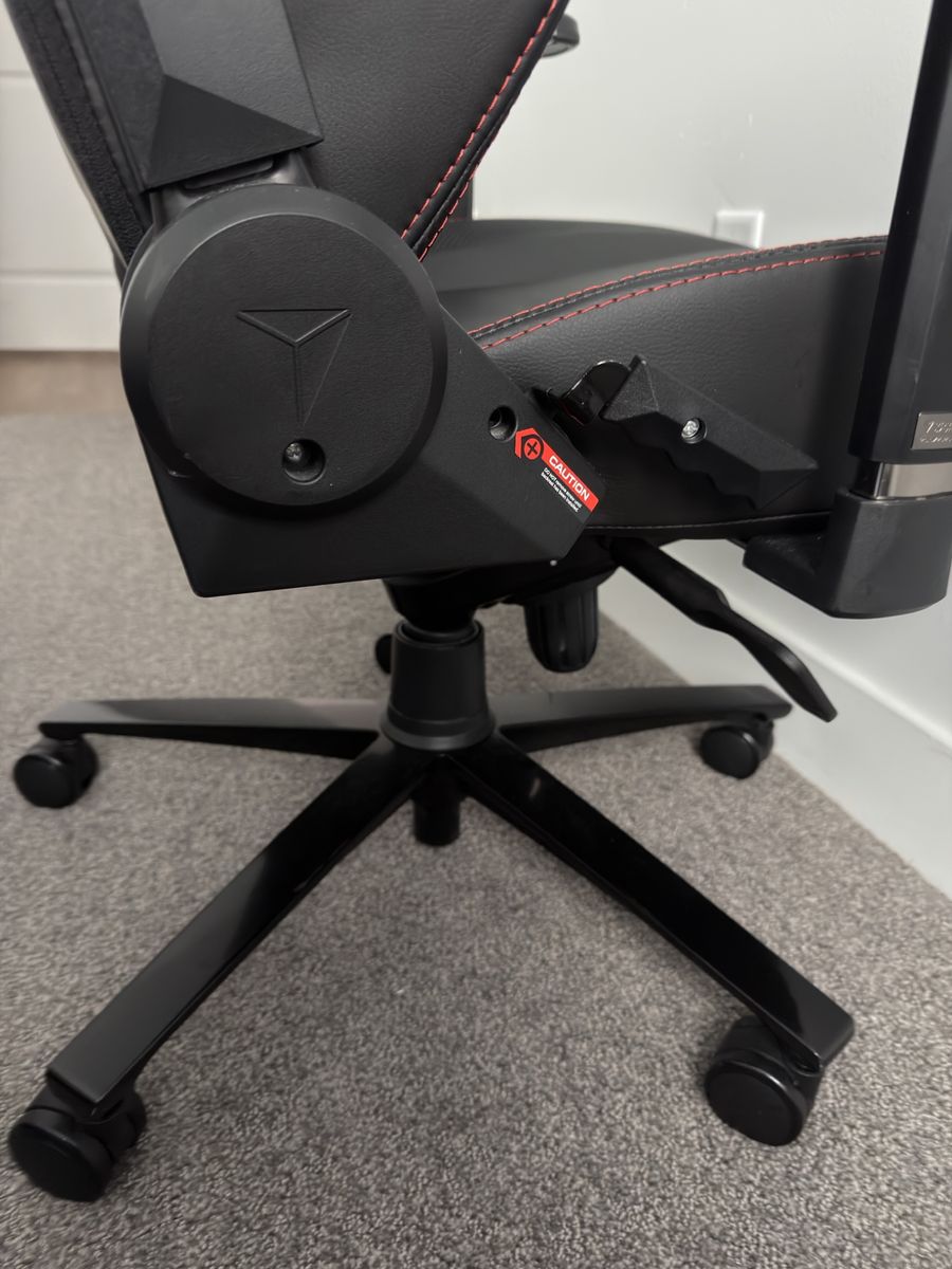 Main image 3