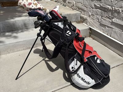 Full set of golf clubs and bag