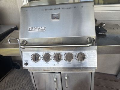 Natural gas grill