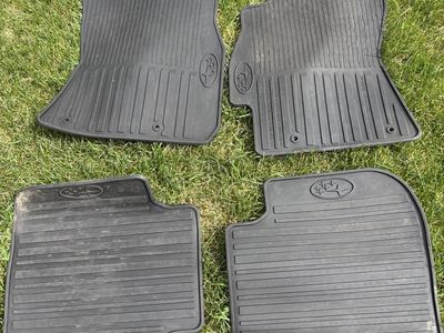 2017 SUBARU OUTBACK FLOOR MATS