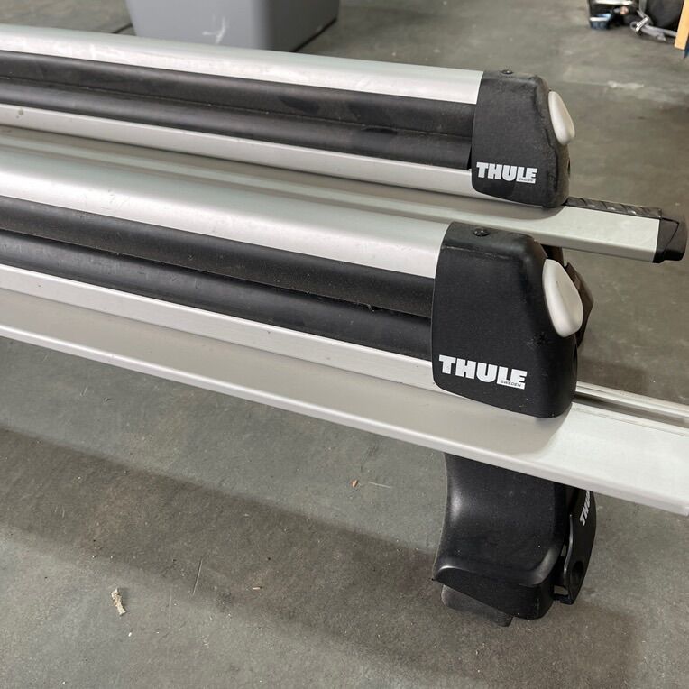 Thule SnowPack 6 Ski/Snowboard Roof Rack