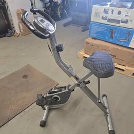 Exerpeutic upright Therapeutic Exercise Bike