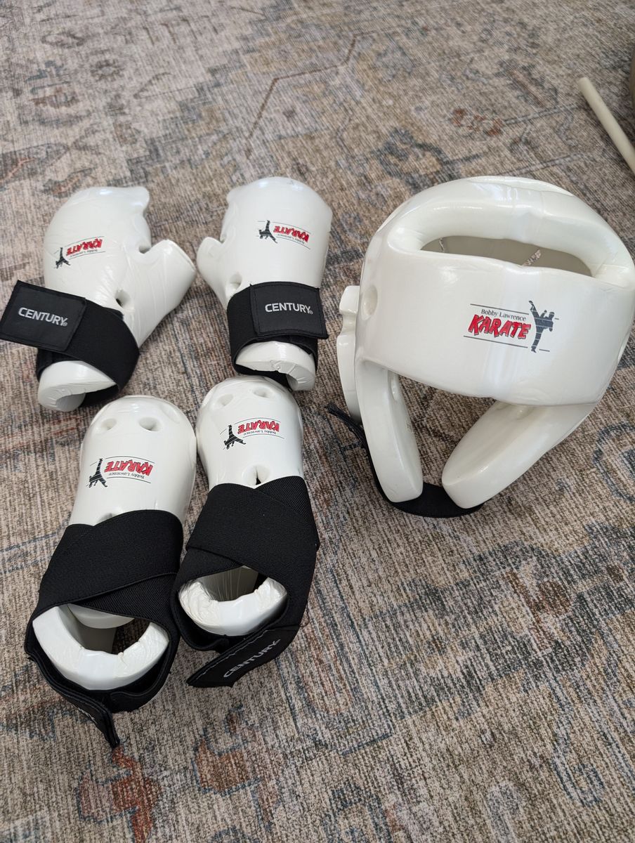 Century Sparring Gear Martial Arts - Full Child/Youth Set