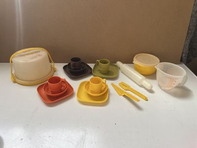 Vintage Tupperware Kids Mini Party Set