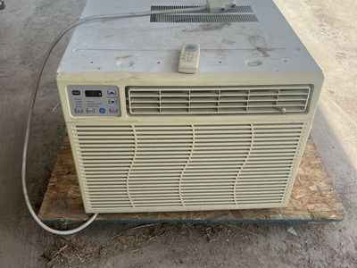 Window air conditioner