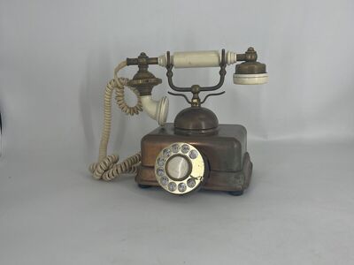 Vintage 1960s Rotary Phone