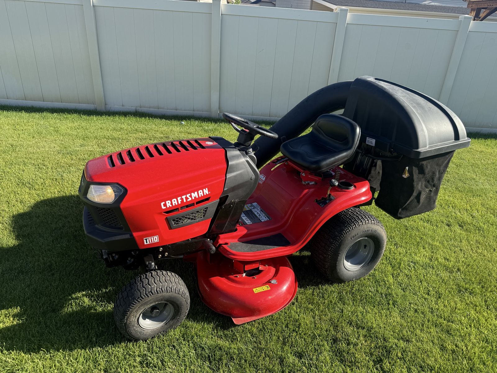 Craftsman T110 Riding Lawnmower w/ Bagger