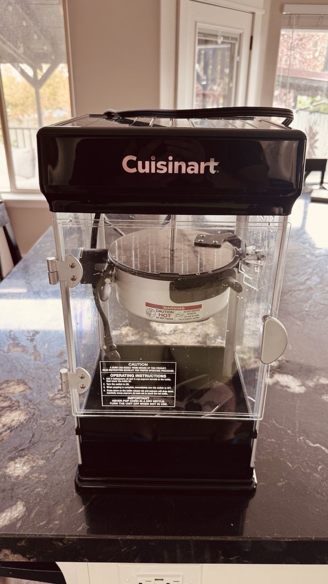 Cuisinart Theater-Style Popcorn Maker – Black