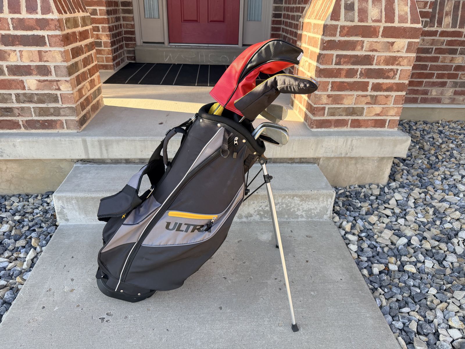 WILSON Ultra Plus Golf Club Set