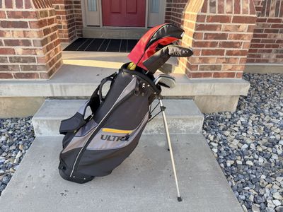 WILSON Ultra Plus Golf Club Set