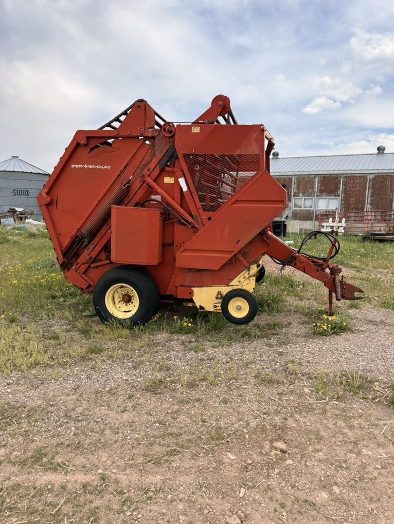 Pair Of 851 New Holland Bailers