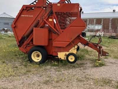 Pair Of 851 New Holland Bailers