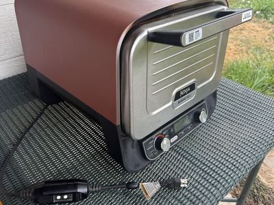 Ninja Woodfire Outdoor Oven & Smoker