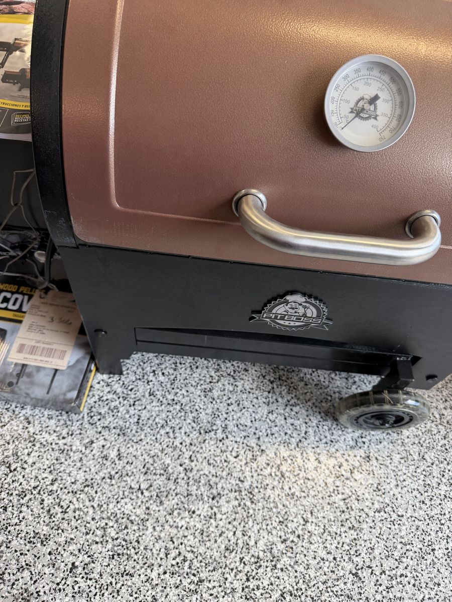 Pit Boss Tailgator Pellet Smoker Grill w/ 2 Probes, Cover, Stand & Wheels - Used 2x