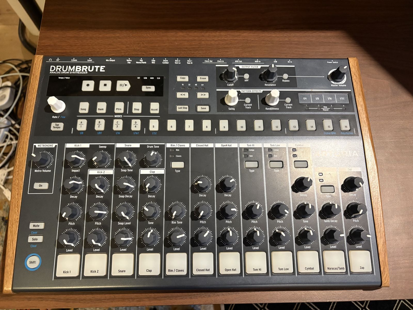 Arturia Drumbrute