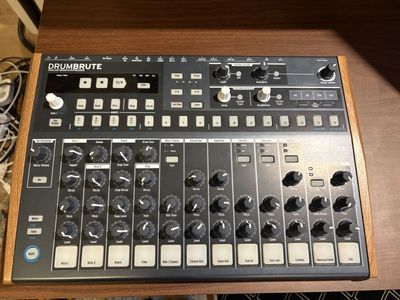 Arturia Drumbrute