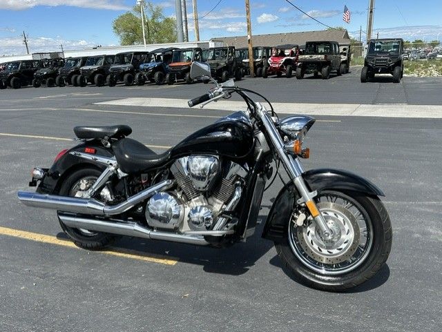 2003 Honda 1300S