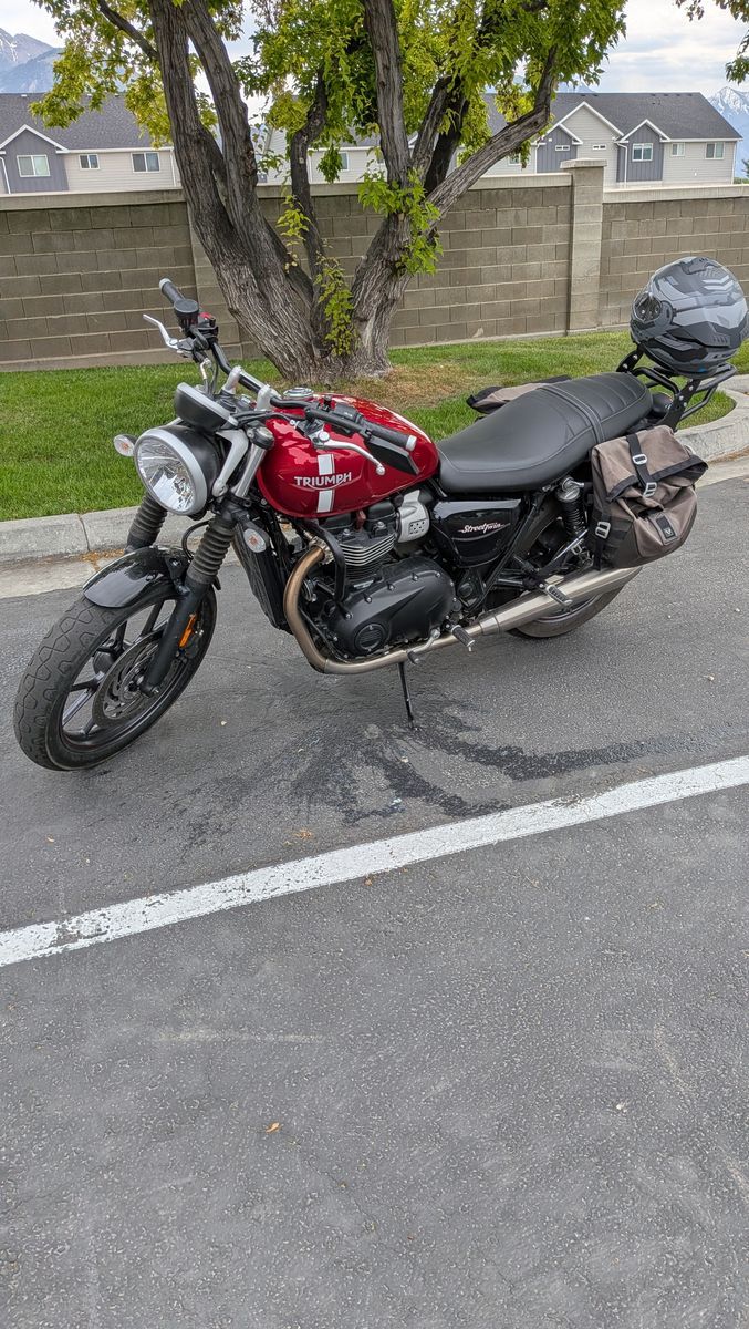 2017 Triumph Street Twin Low Miles