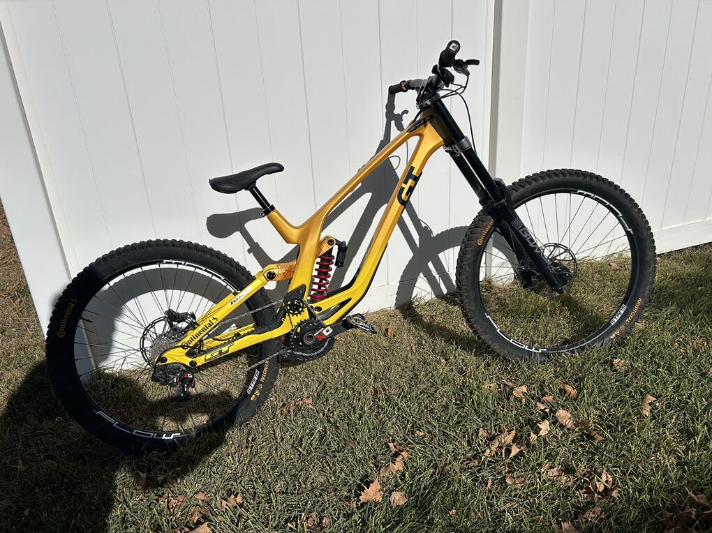 2025 GT Fury Team XL