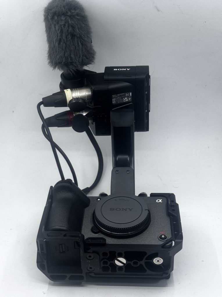 Sony FX30 26mp APS-C Cinema Series XLR Head Mic