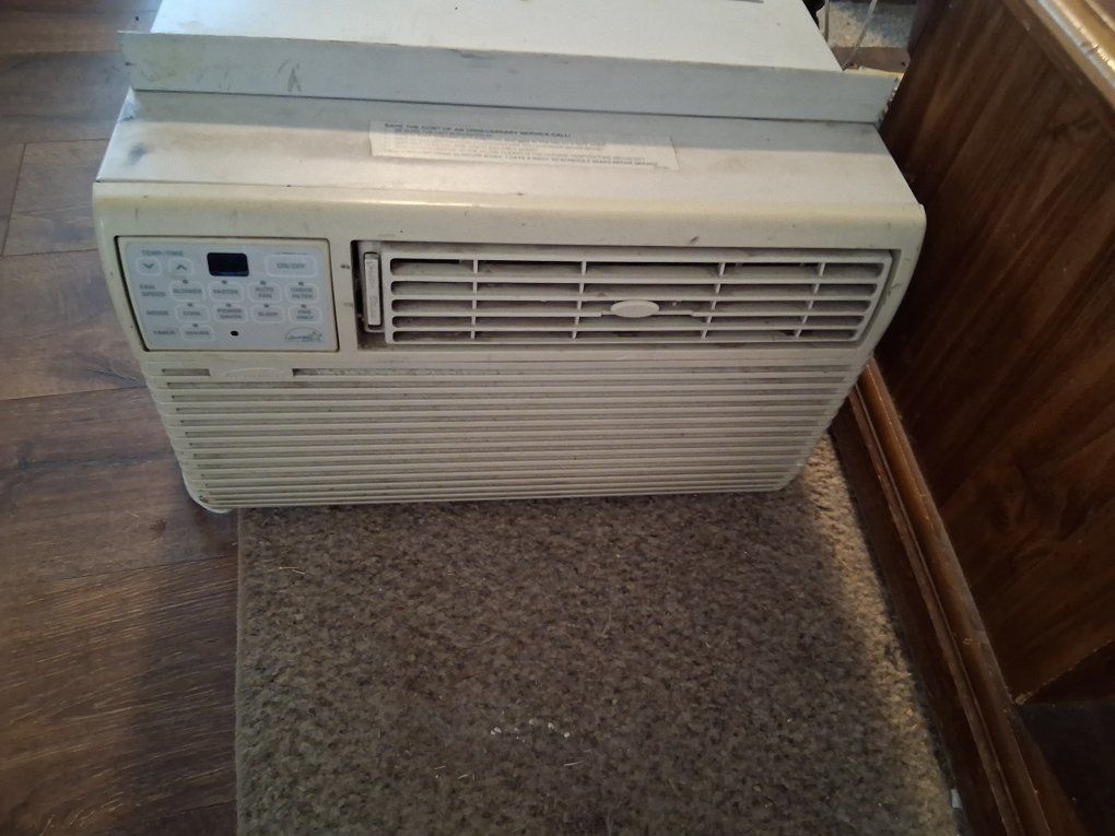large 10000 btu Window Unit Air Conditioner