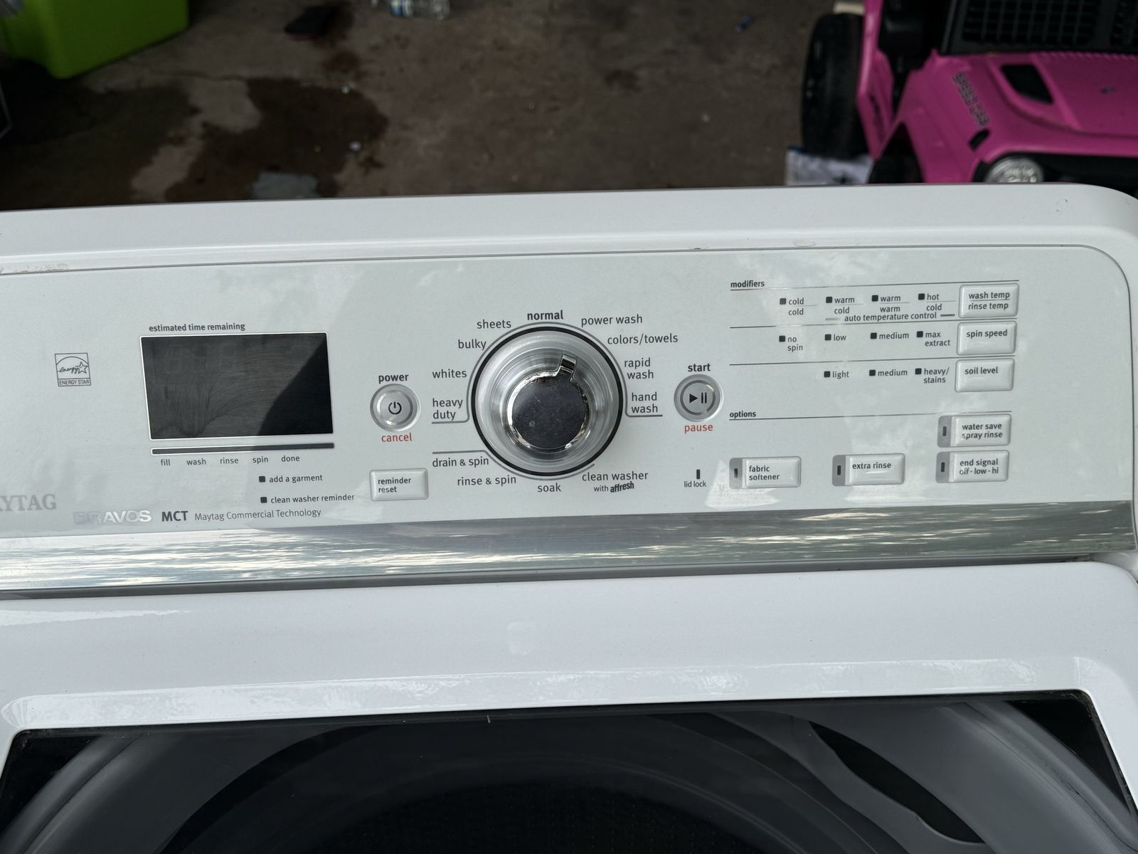 Main image 6