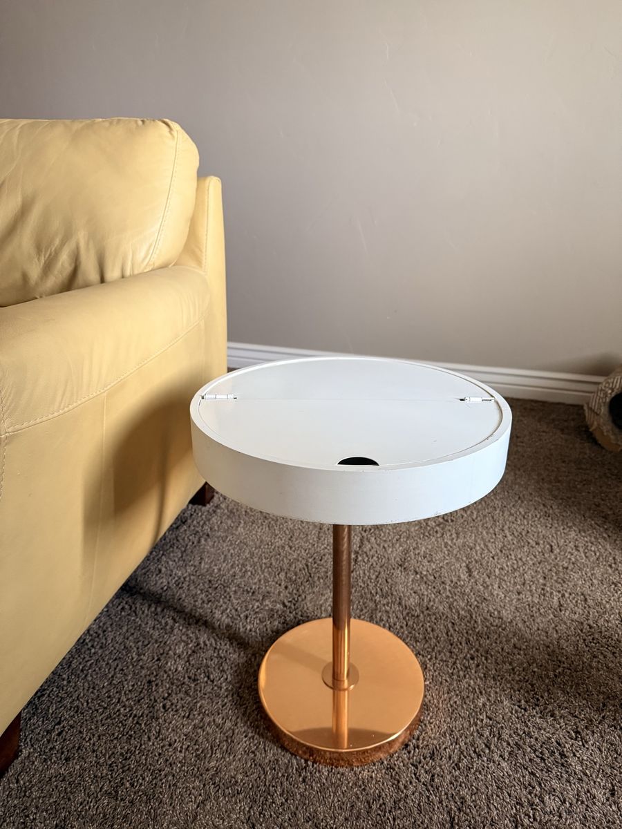 Modern End table