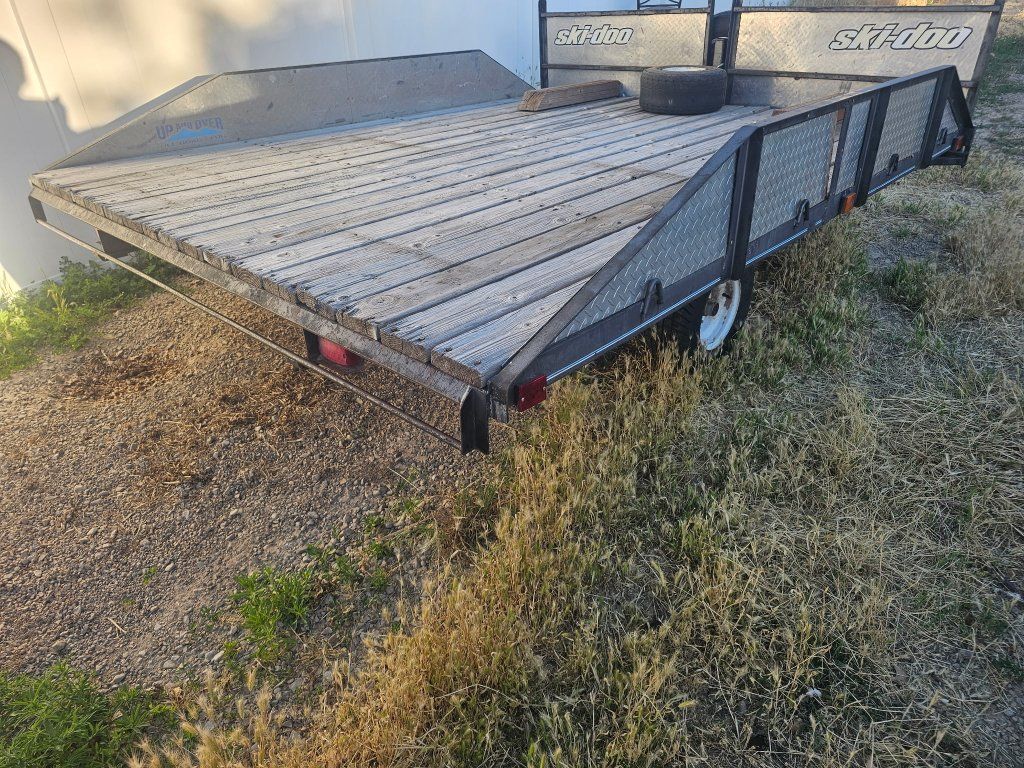 Western 8' x 10' Snowmobile / ATV Trailer
