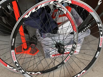 New Vuelta Corsa HD Hand-Built Road Bike Wheelset Rim Brake 700c