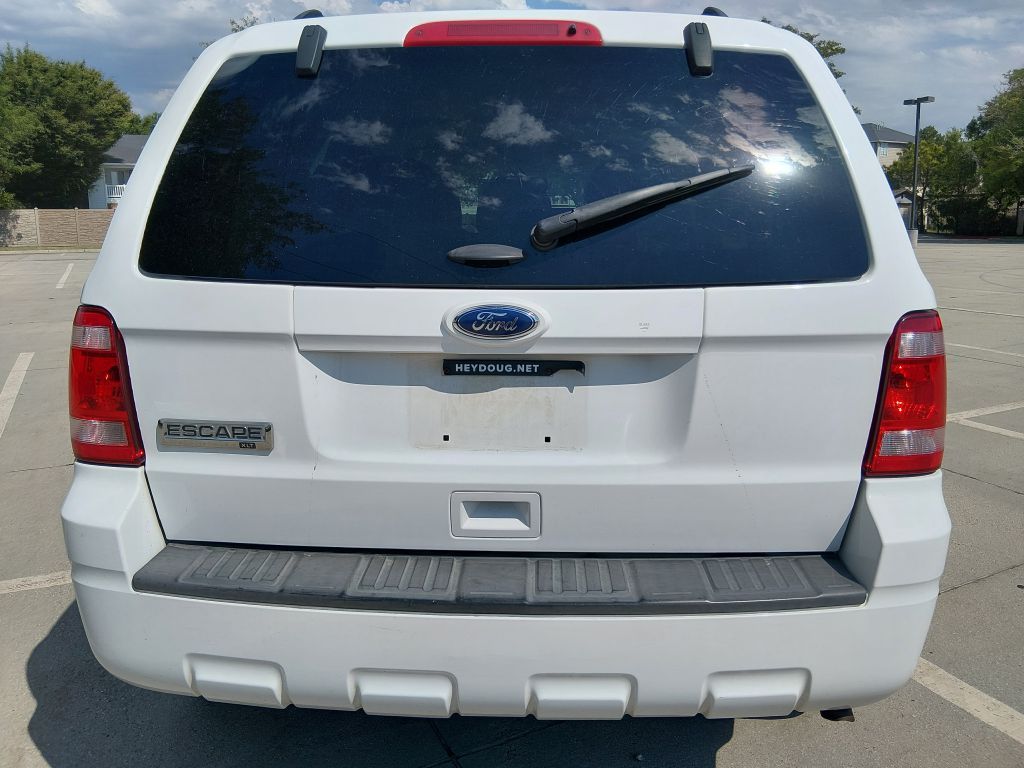Main image 7