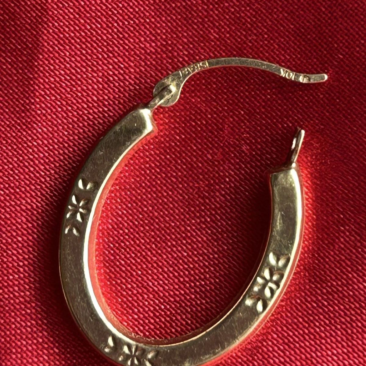 Main image 6