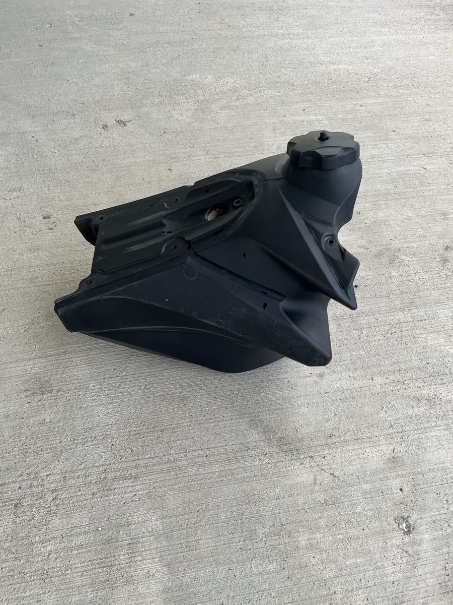 KTM GAS TANK 2012