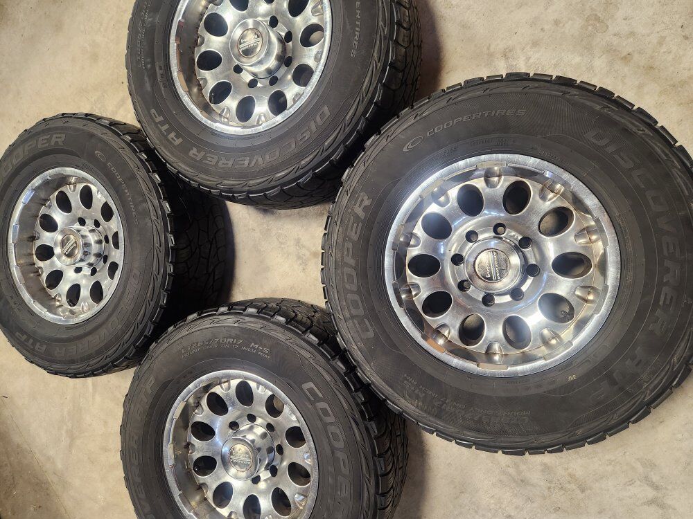 285/70R17 Tires and Wheels