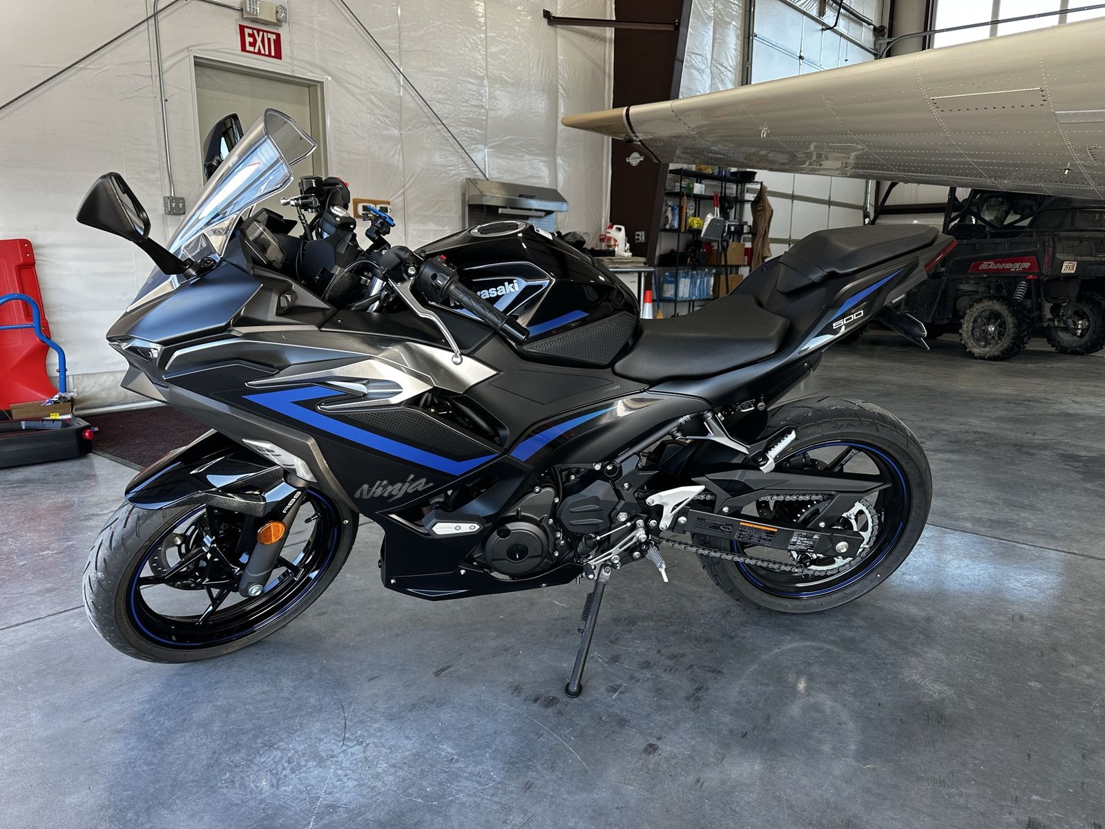 2025 Kawasaki Ninja 500 SE/ABS