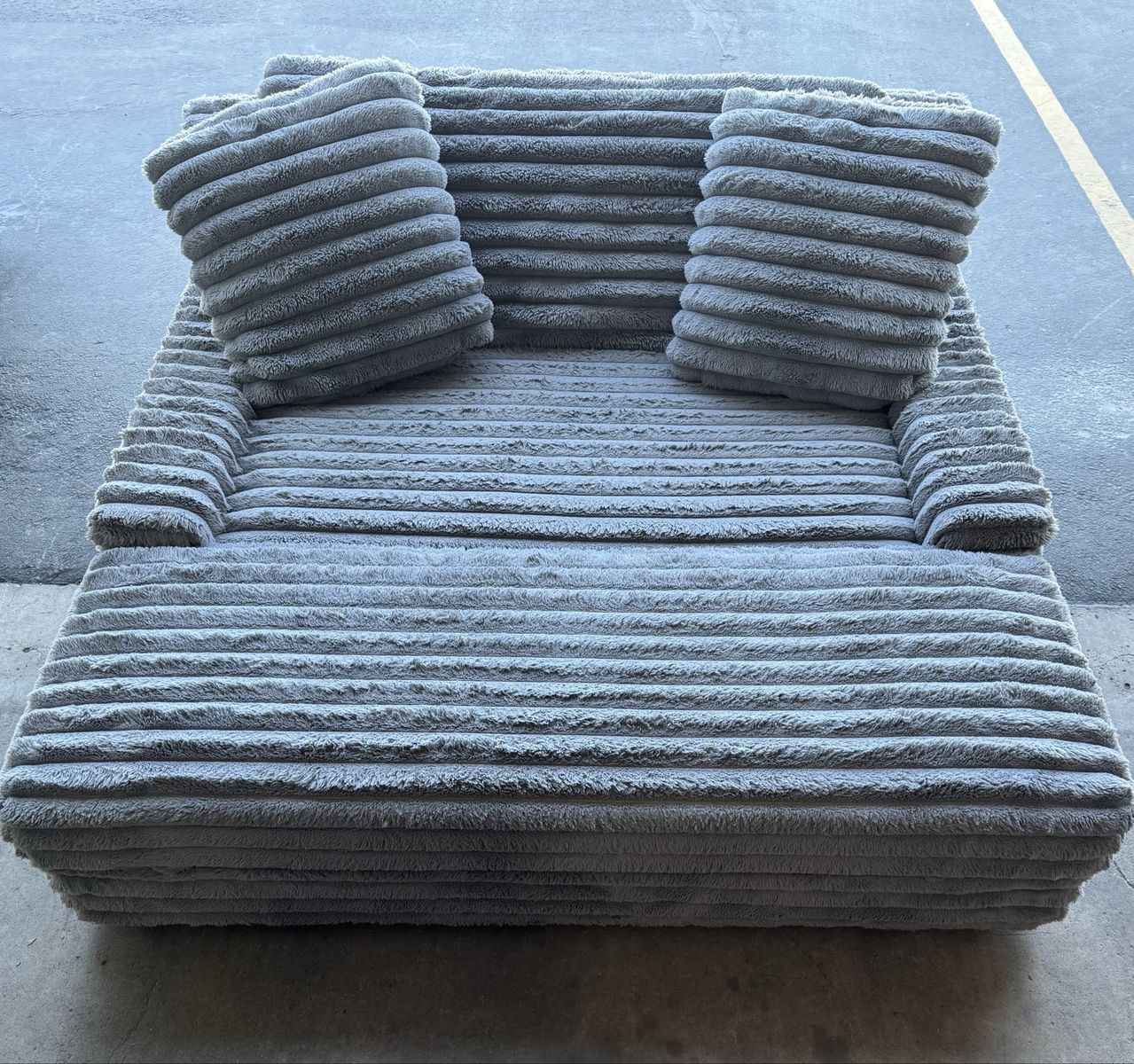 Oversized Chair With Storage Ottoman