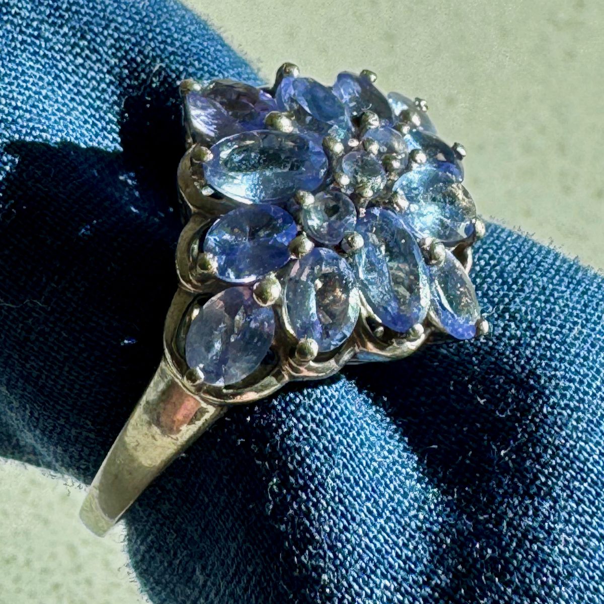 Vintage Sterling Silver Violet-Blue Gemstone Cluster Ring (Size 9)