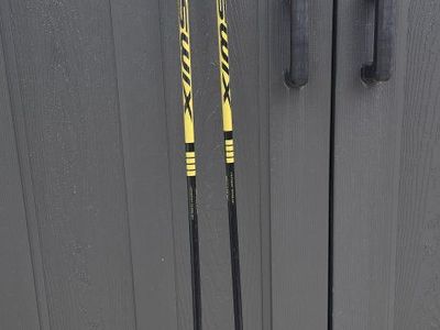 SWIX Infinity Cross-Country Ski Poles - Used, Black/Yellow