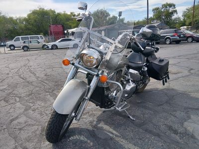 2004 HONDA VTX 1300 WITH 19676 MILES....VERY NICE