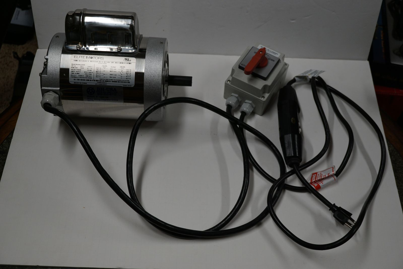 New 1 HP Elite TENV Stainless Wired Boat Lift Motor.