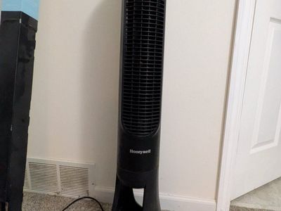 Honeywell 40" Oscillating Tower Fan
