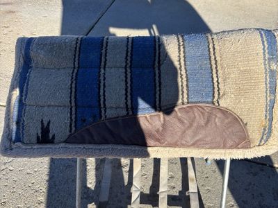 White Amd Blue Saddle Pad